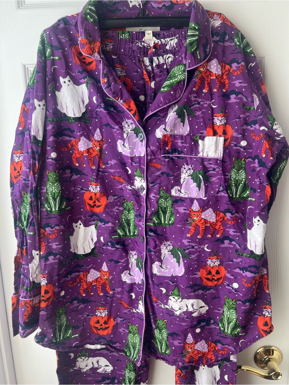 NWOT Printfresh Halloween Housecats, Medium
